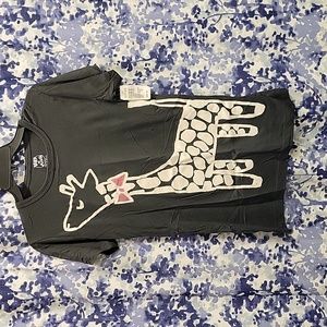 Brand New With Tag Word of Mouth Dressy Giraffe T-Shirt